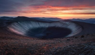 What is inside the Patomskiy Crater?